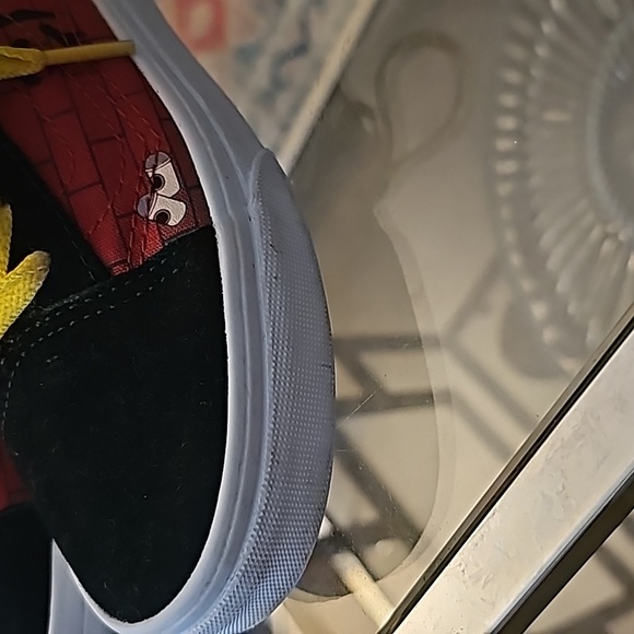 Vans limited edition old skool (The Simpsons) El Barto size 1 - Picture 9 of 12